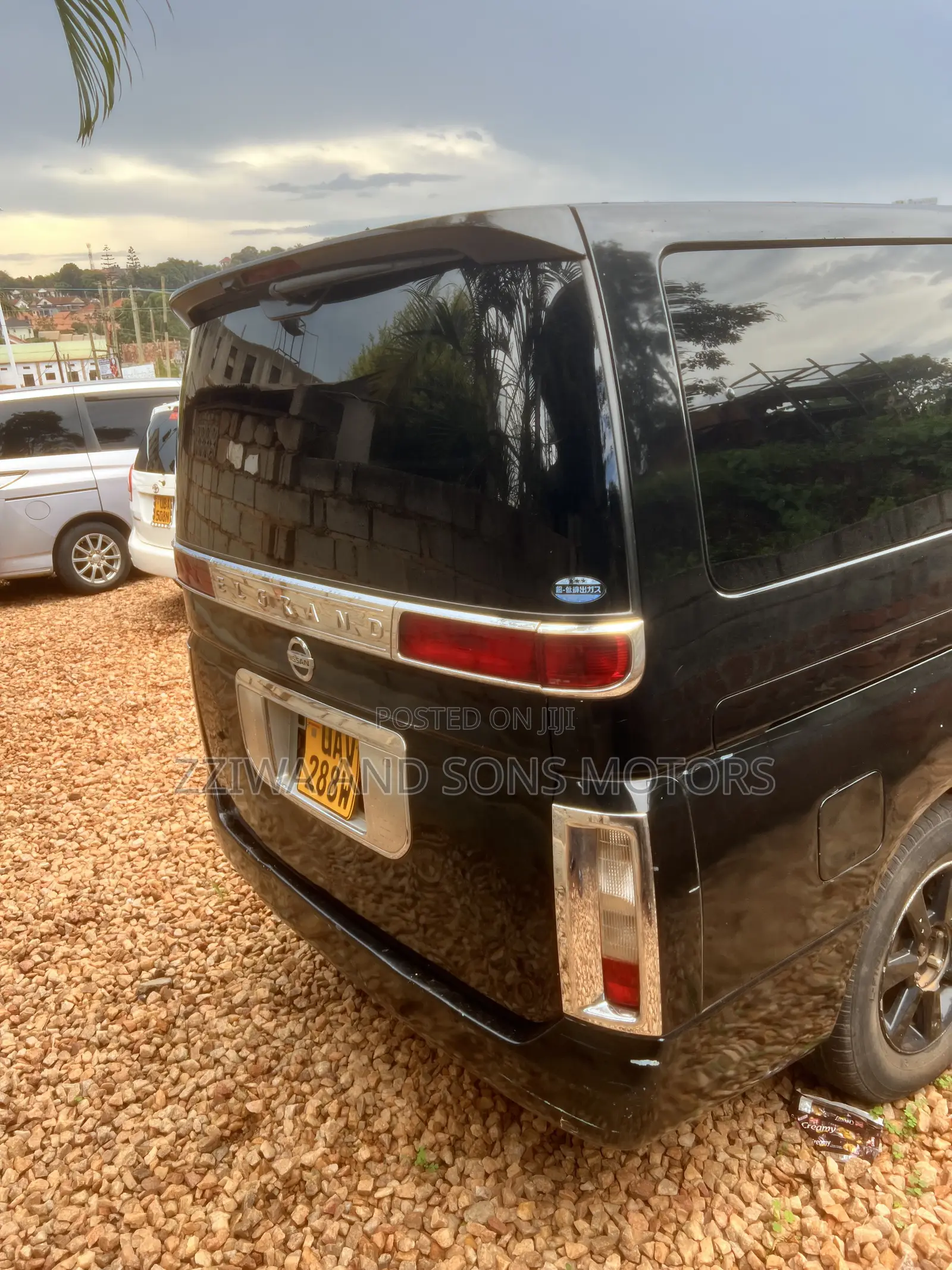 Nissan Elgrand 2004 Black