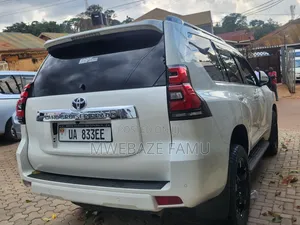 Toyota Land Cruiser Prado 2018 Black