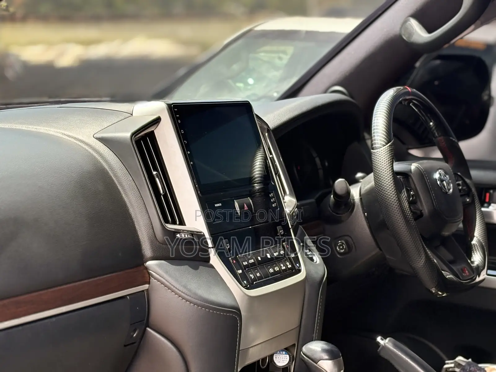 Toyota Land Cruiser 4.6 V8 ZX 2017 Black