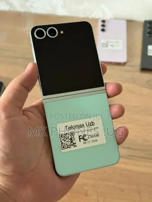 New Samsung Galaxy Z Flip6 256 GB Green