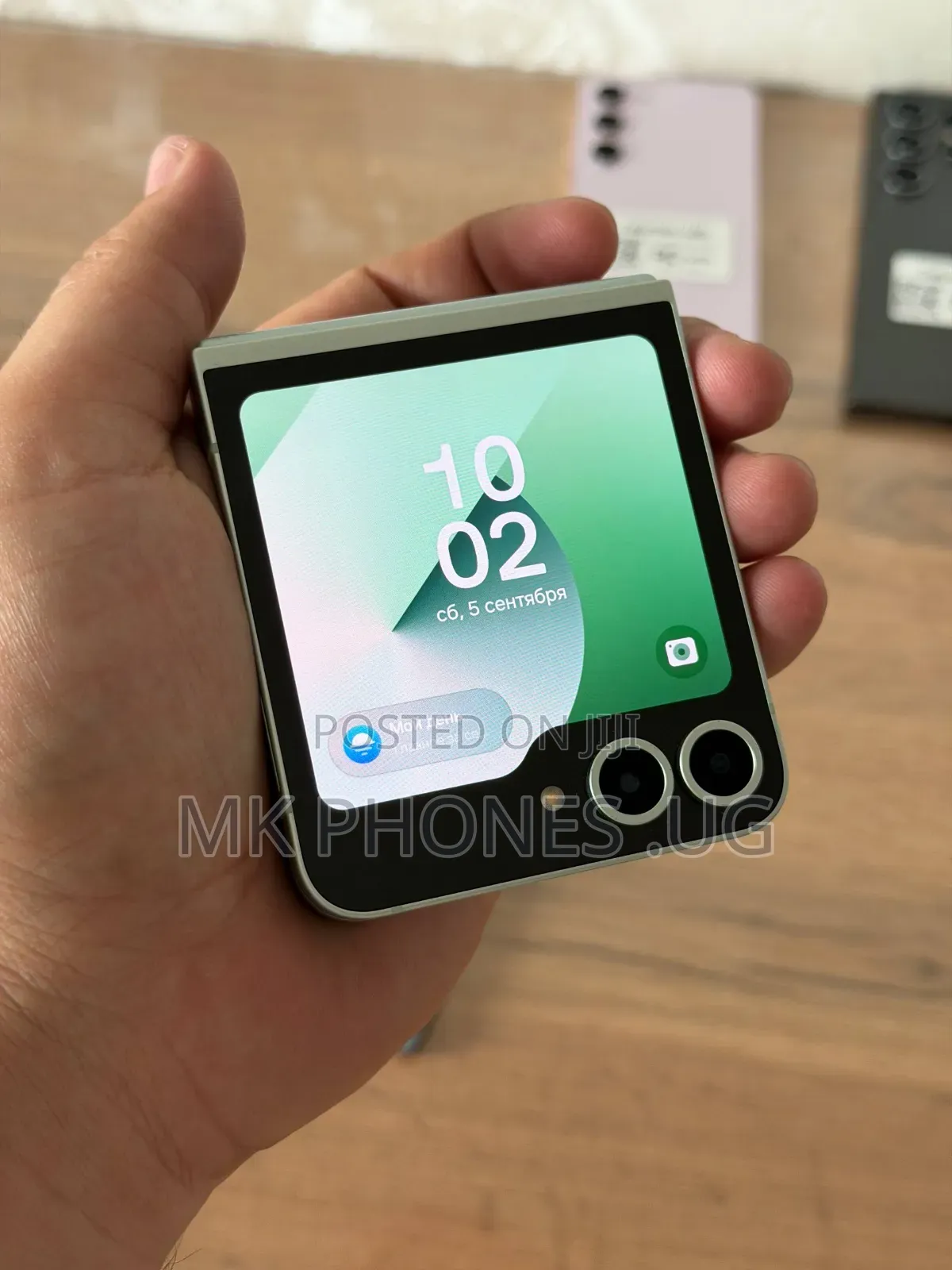 New Samsung Galaxy Z Flip6 256 GB Green