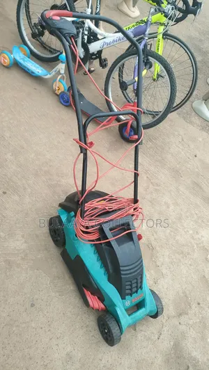 UK Used Bosch Rotak 34 Corded Electric Lawnmower.
