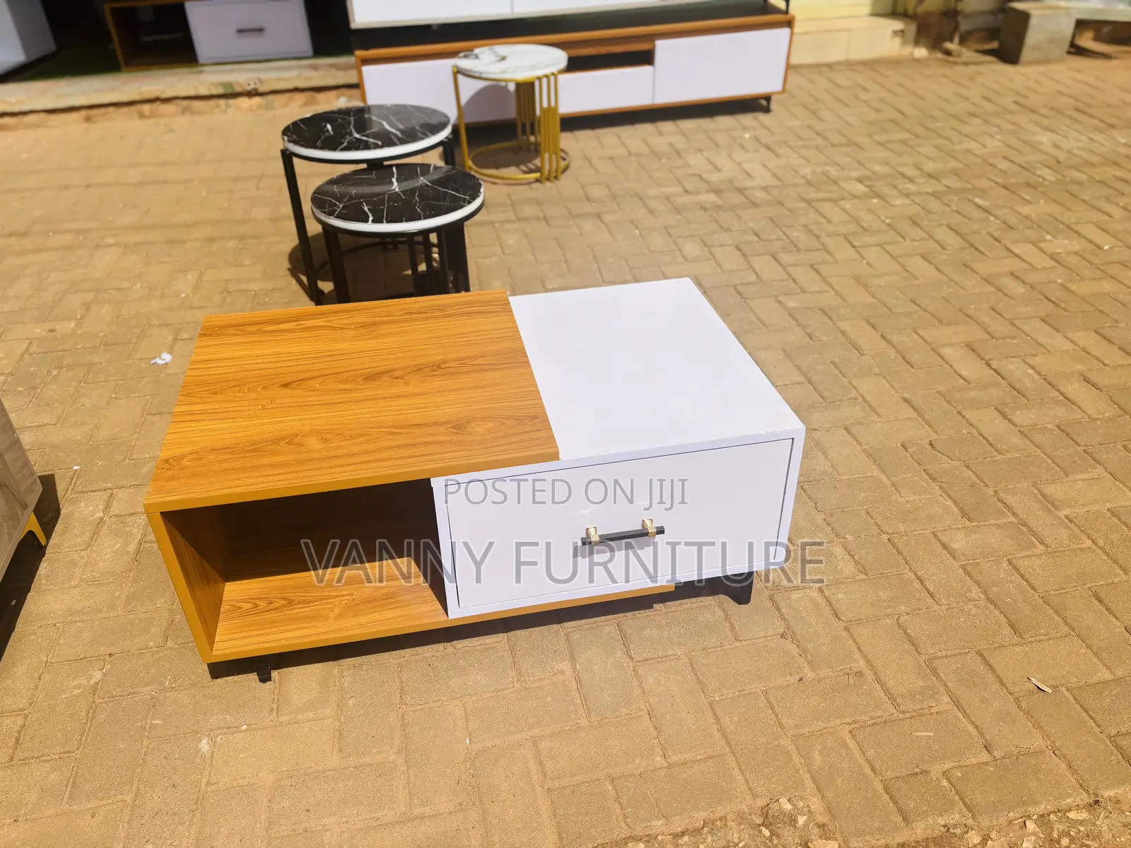 Centre Table/