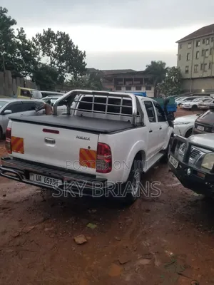 Toyota Hilux 3.0 D-4D 4x4 2014 White