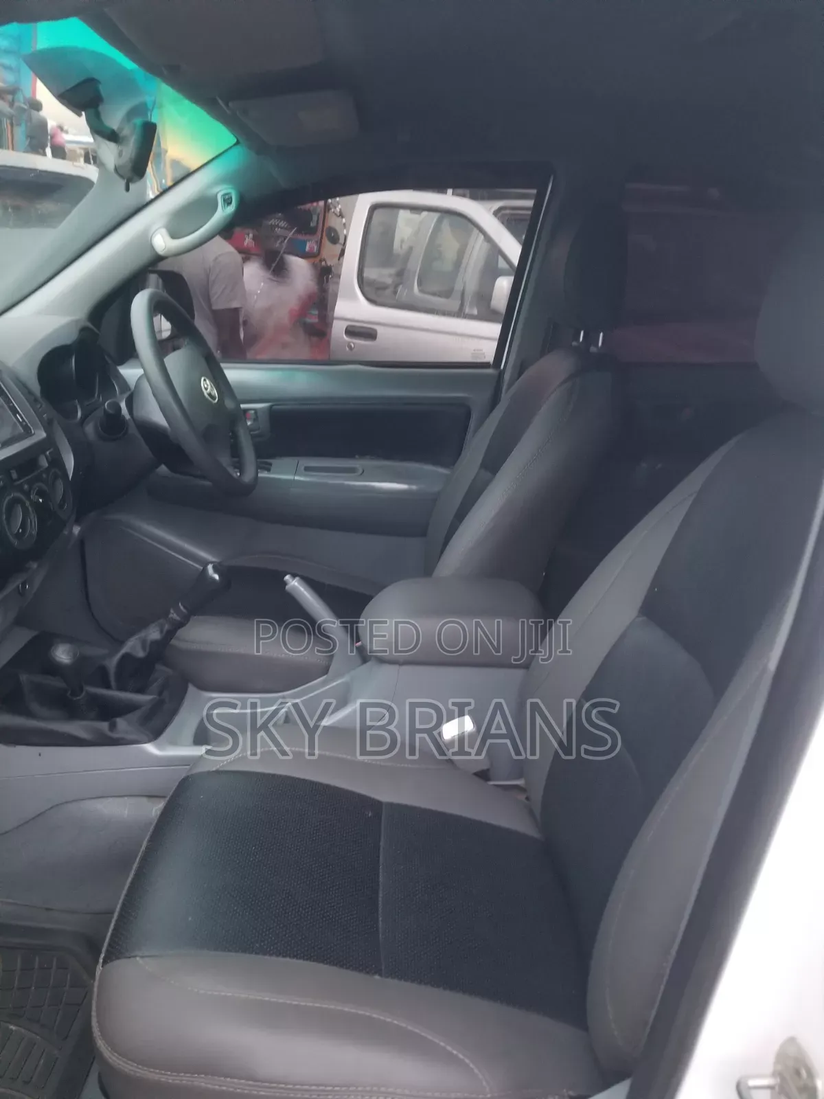 Toyota Hilux 3.0 D-4D 4x4 2014 White