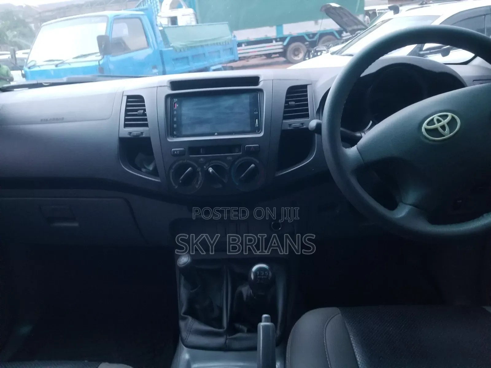 Toyota Hilux 3.0 D-4D 4x4 2014 White
