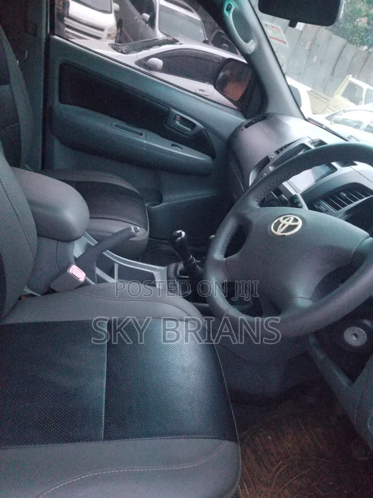 Toyota Hilux 3.0 D-4D 4x4 2014 White