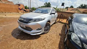 Toyota Harrier 2.0 2015 Silver