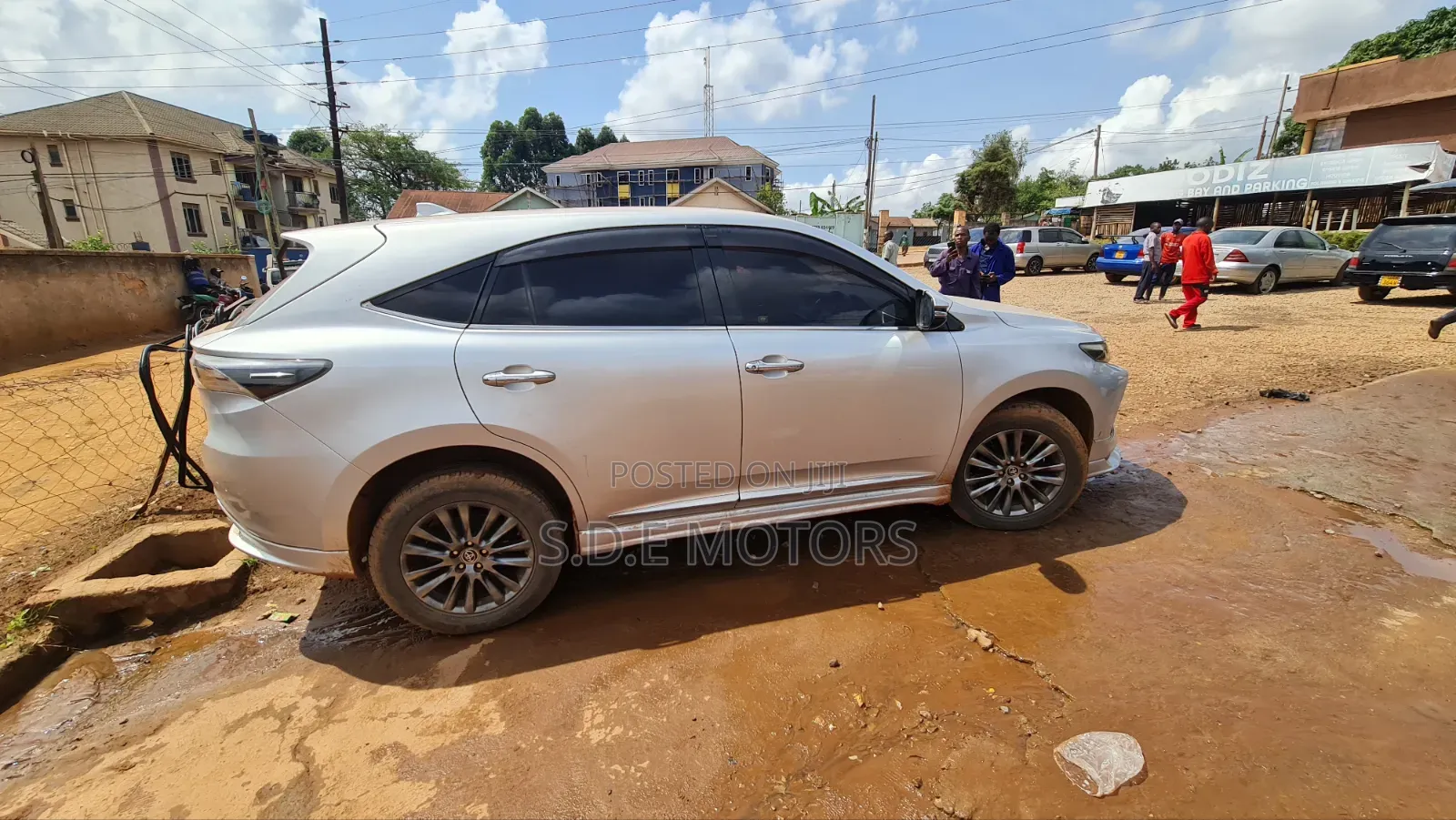 Toyota Harrier 2.0 2015 Silver