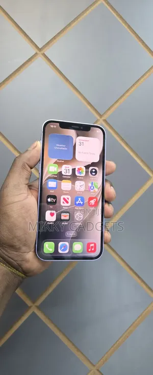 Apple iPhone 12 64 GB Purple
