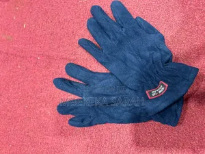 Woolen Gloves