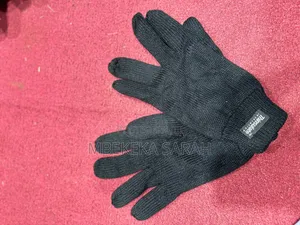 Woolen Gloves