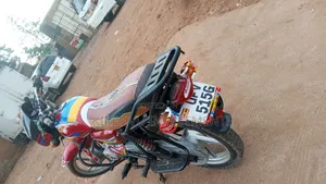 Bajaj Boxer 125 2024 Red