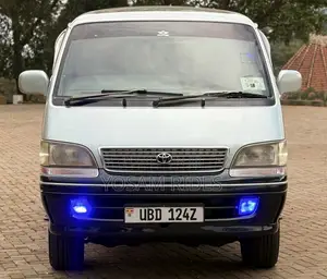 Toyota HiAce 2002 Grey