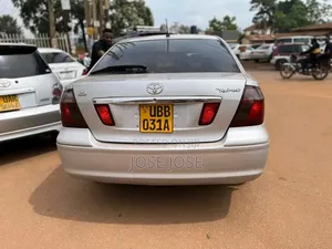 Toyota Premio 2005 Silver