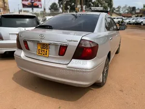 Toyota Premio 2005 Silver