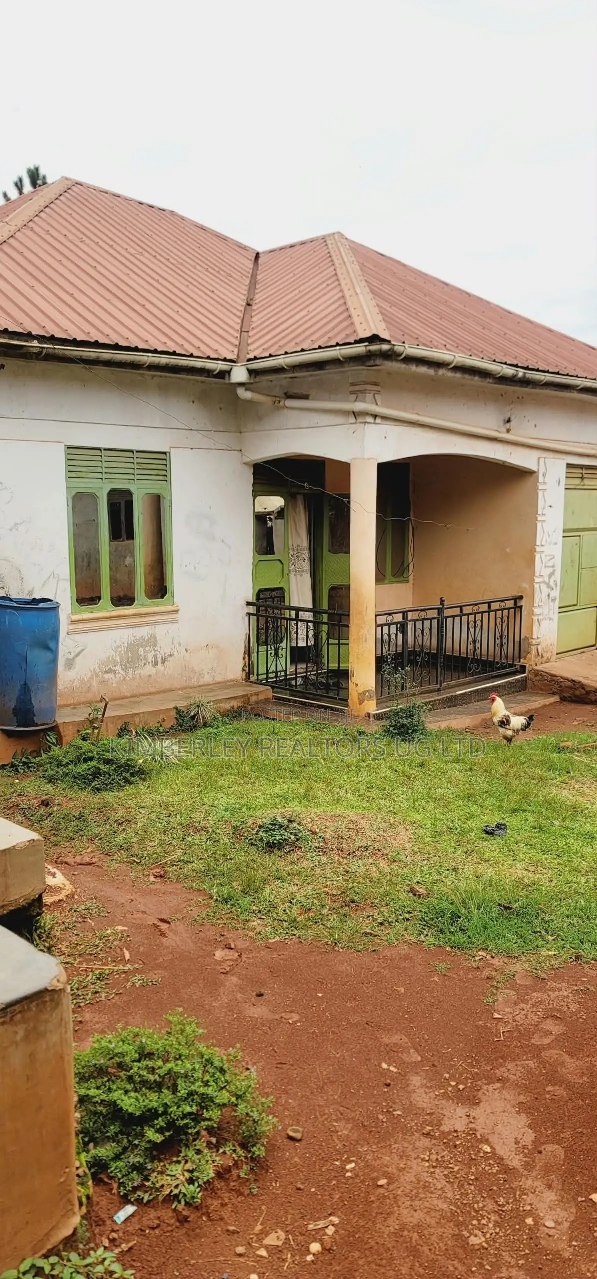 3bdrm House in Division A for sale