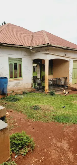 3bdrm House in Division A for sale