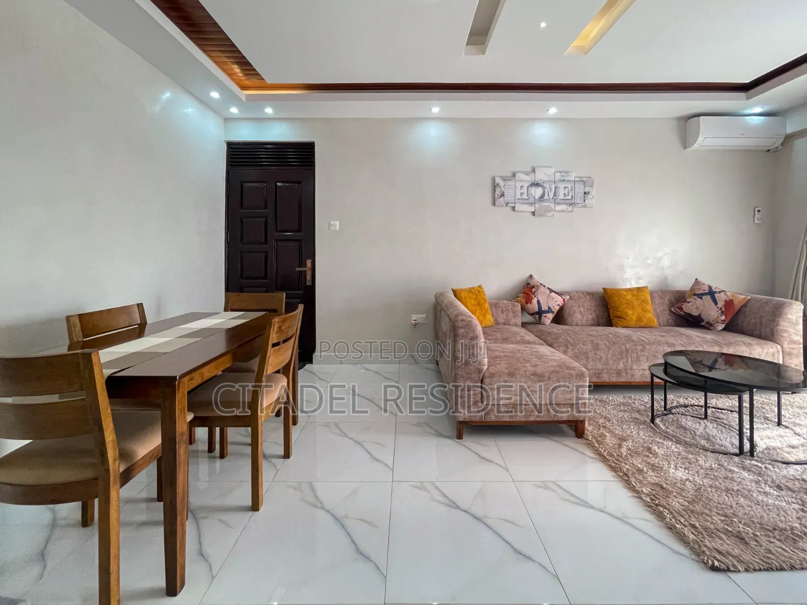 Elegant 2-Bedroom Airbnb Suite With Full Kitchen, Pool & Gym