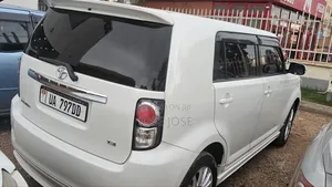 Toyota Corolla Rumion 2012 White