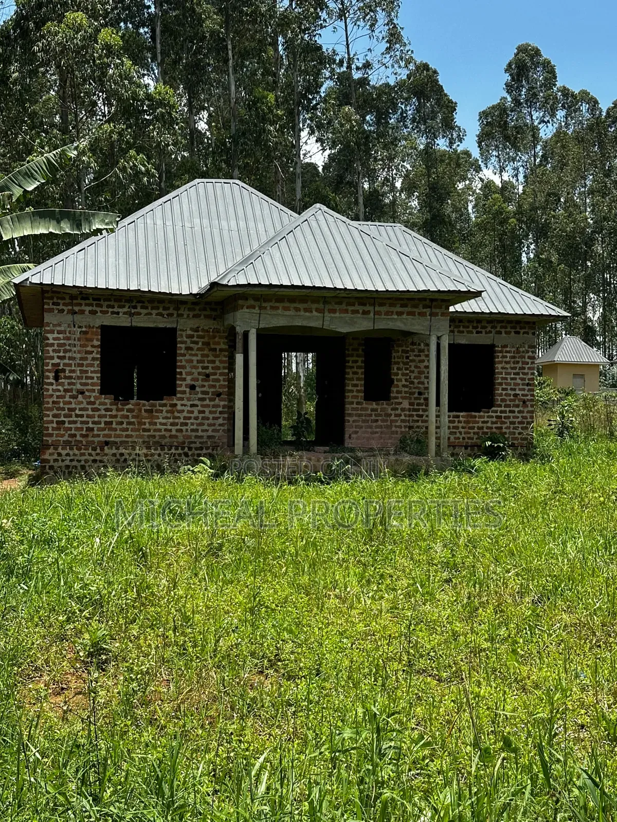 3bdrm House in Matuga Kitti At 60M, Kawempe for sale