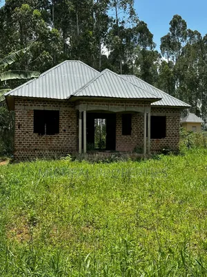 3bdrm House in Matuga Kitti At 60M, Kawempe for sale