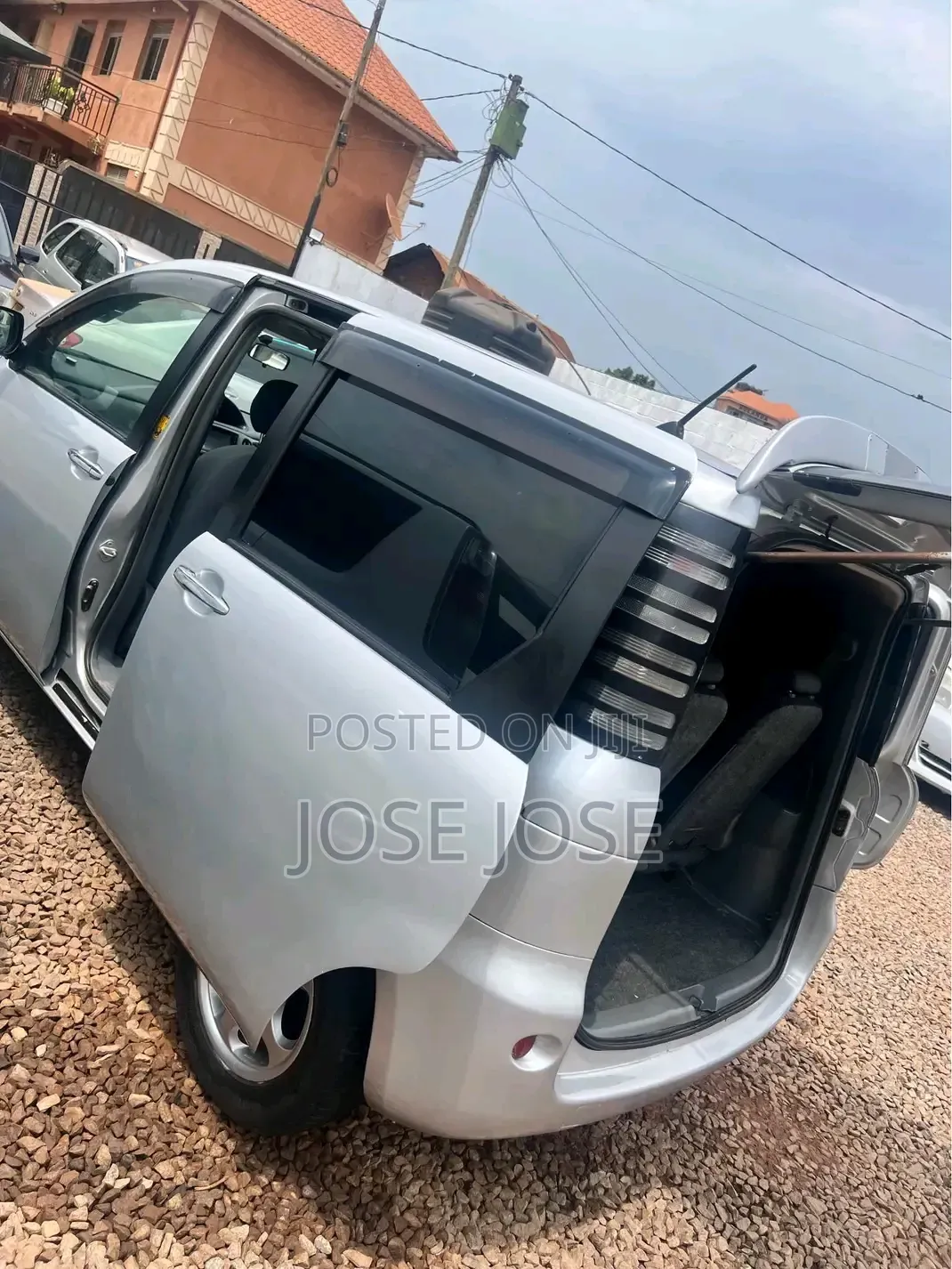 Toyota Sienta 2007 Silver