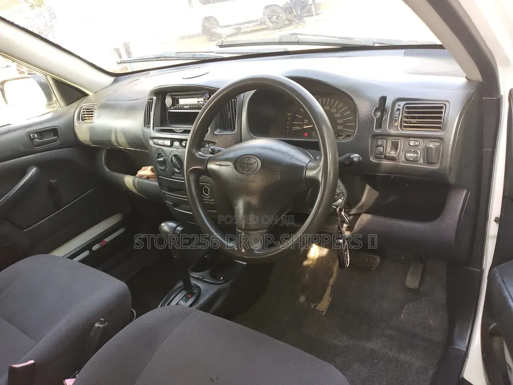 Toyota Probox 1.5 DX 2WD 2010 White