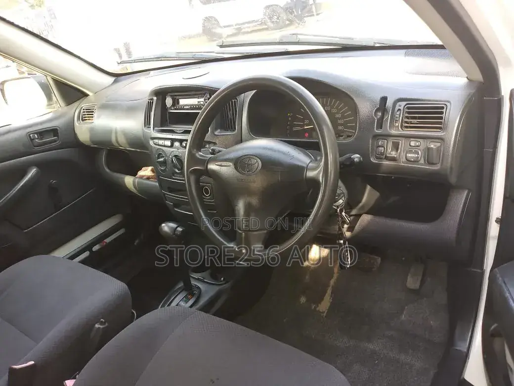 Toyota Probox 1.5 DX 2WD 2010 White