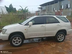 Toyota Harrier 2002 White