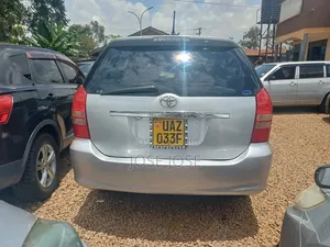Toyota Wish 2005 Silver