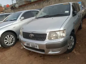 Toyota Succeed 2010 Silver