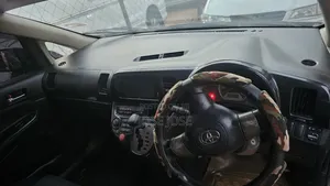 Toyota Wish 2005 Silver