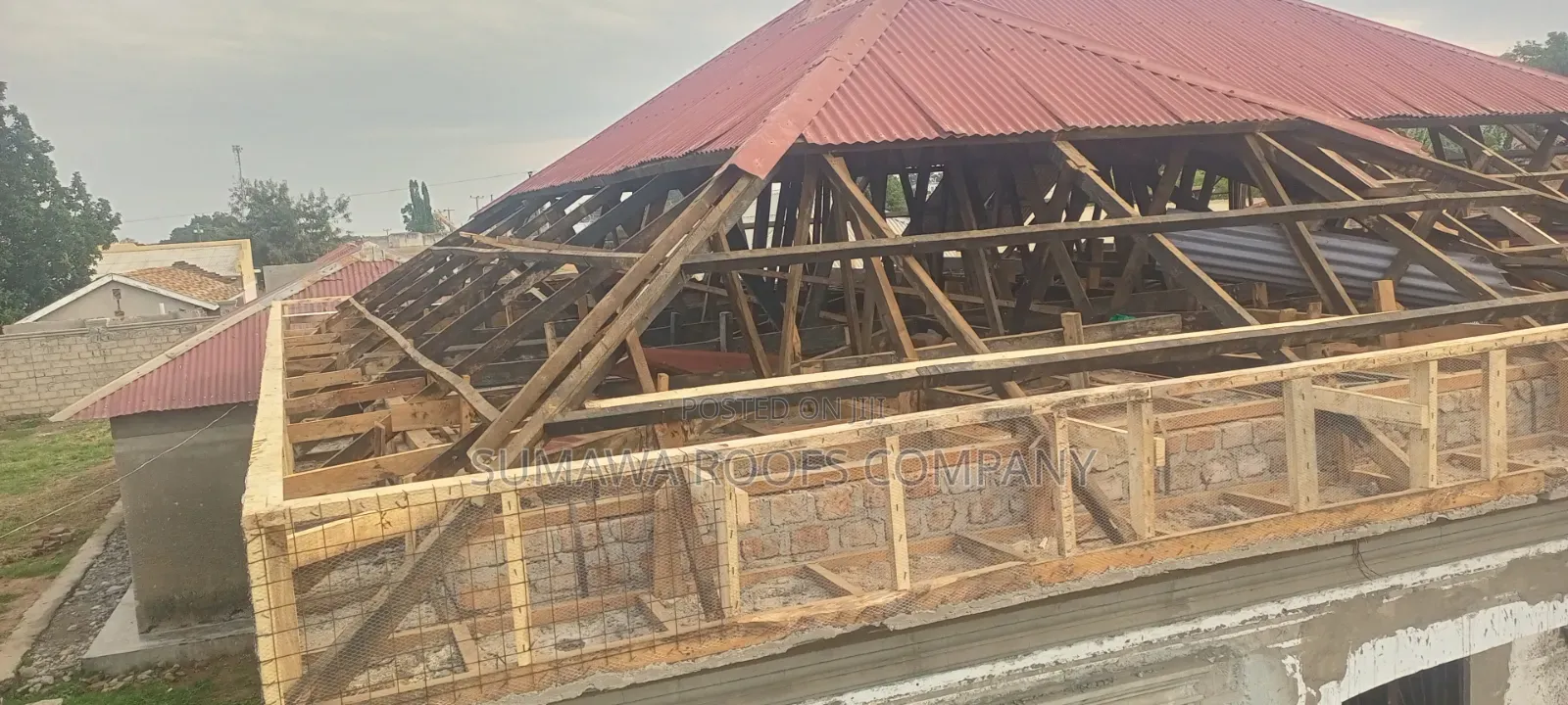 Calpate Placing on House Roofs