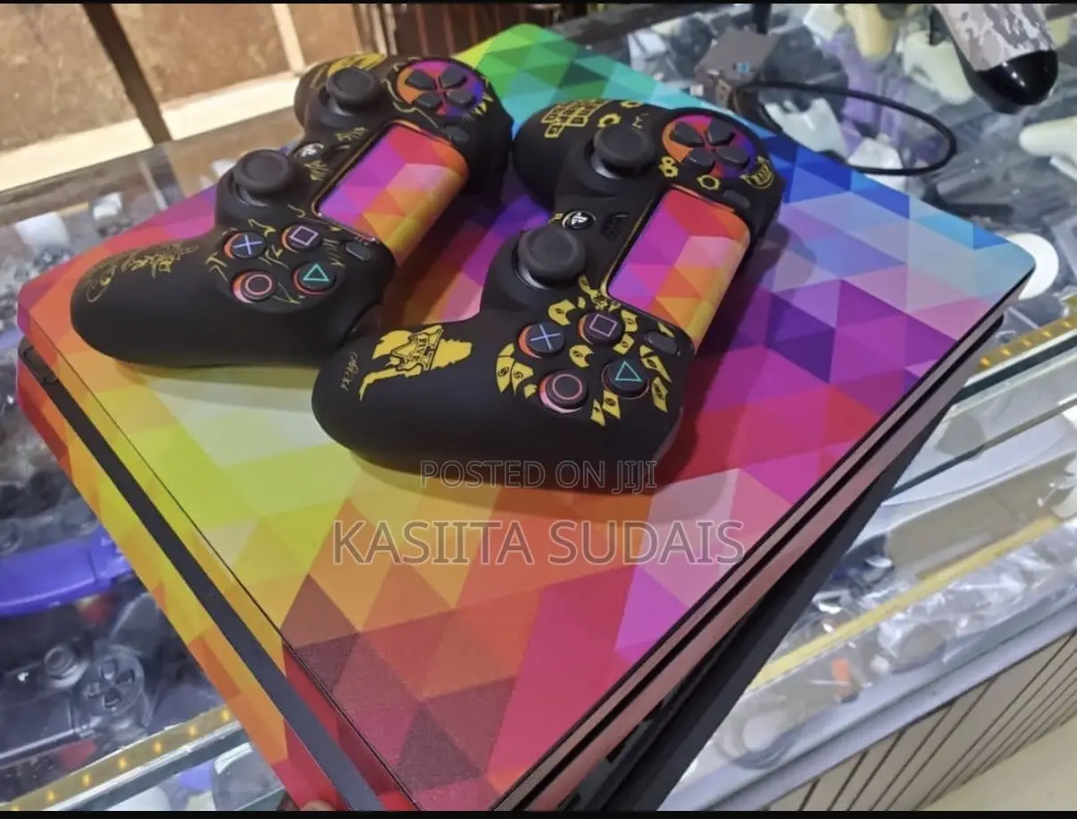Play Station 4