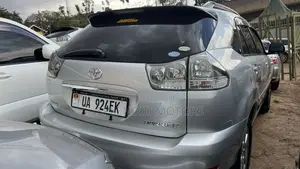 Toyota Harrier 2008 Silver