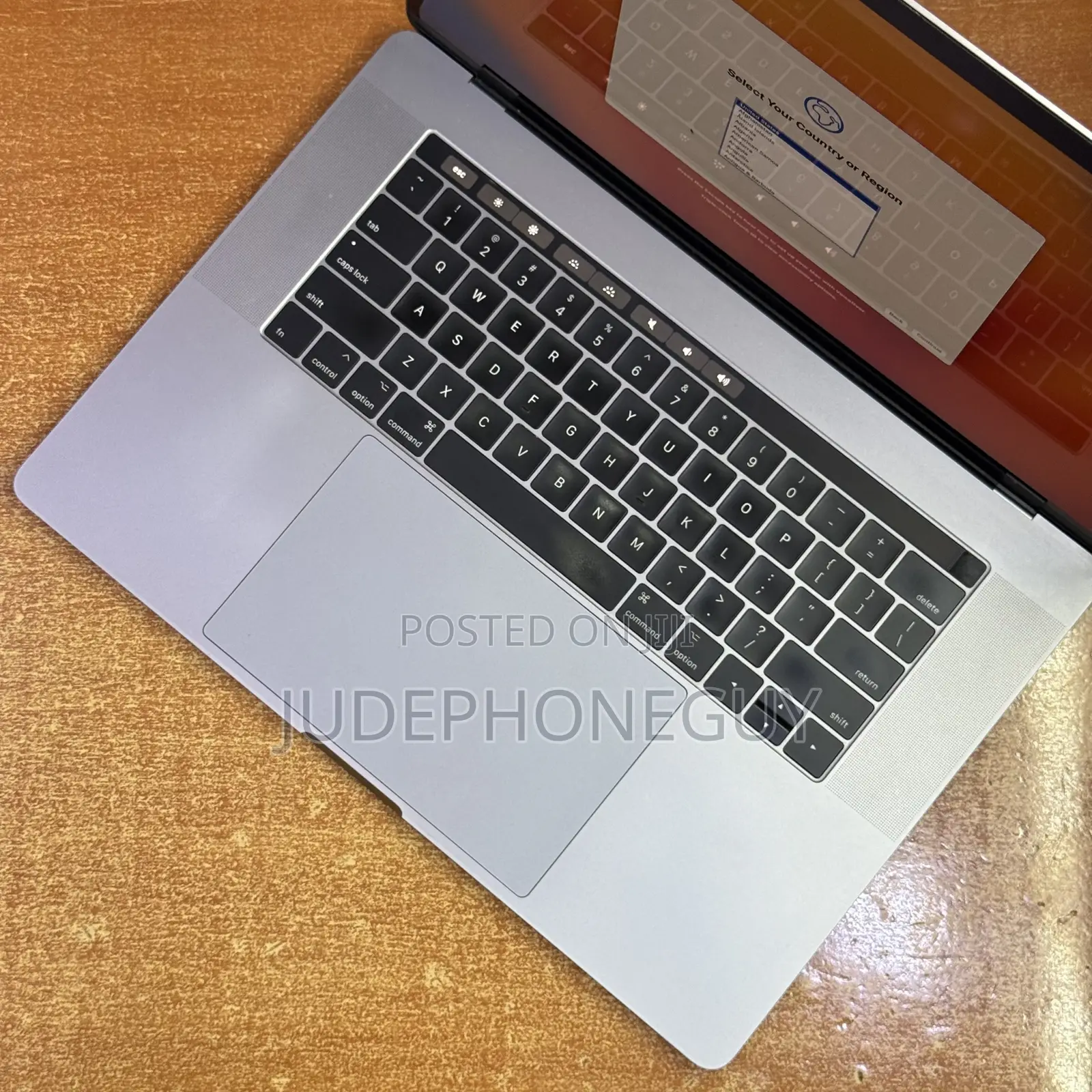 Laptop Apple MacBook Pro 2018 16GB Intel Core i7 SSD 1T