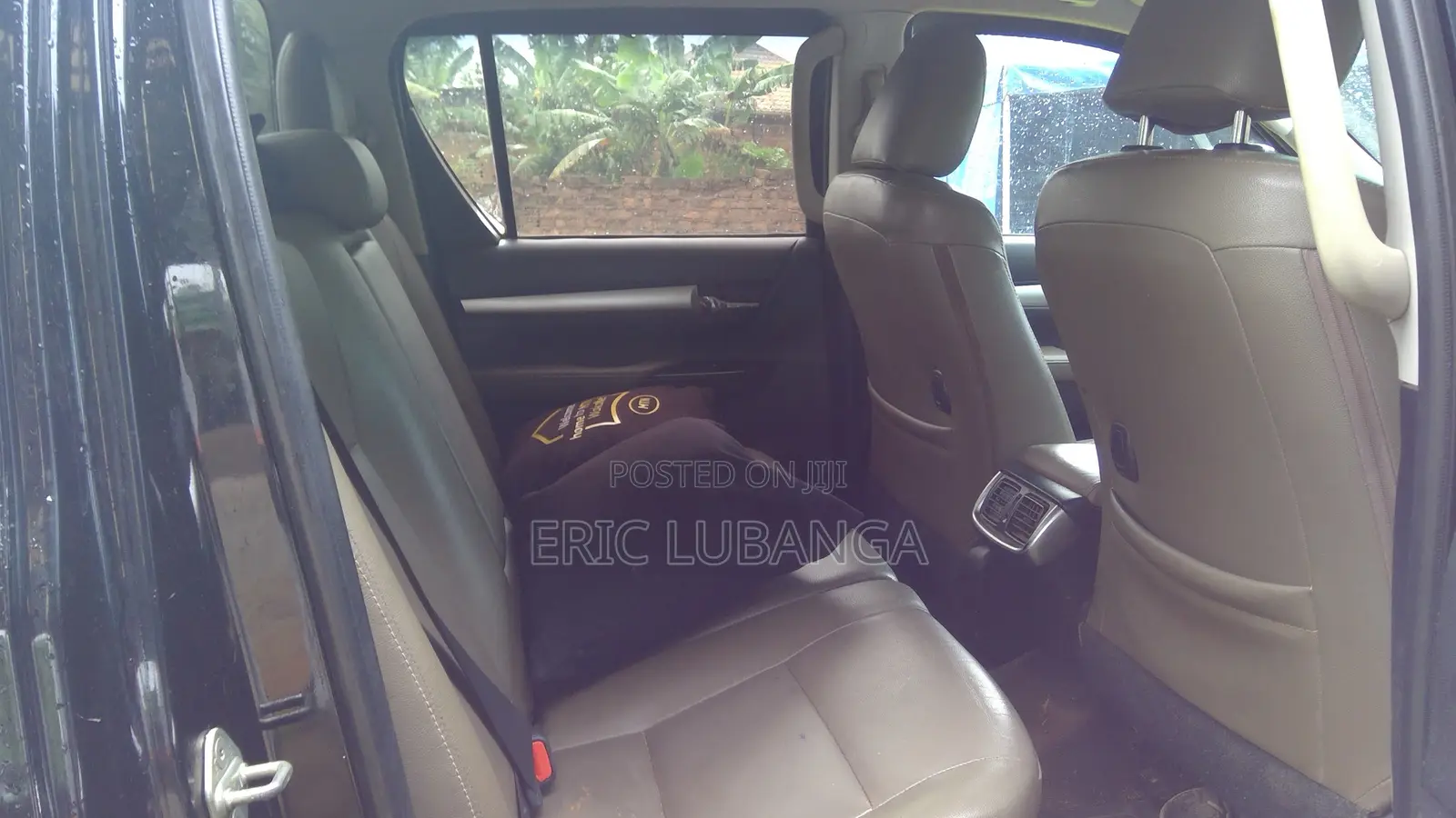 Toyota Hilux 2016 Black