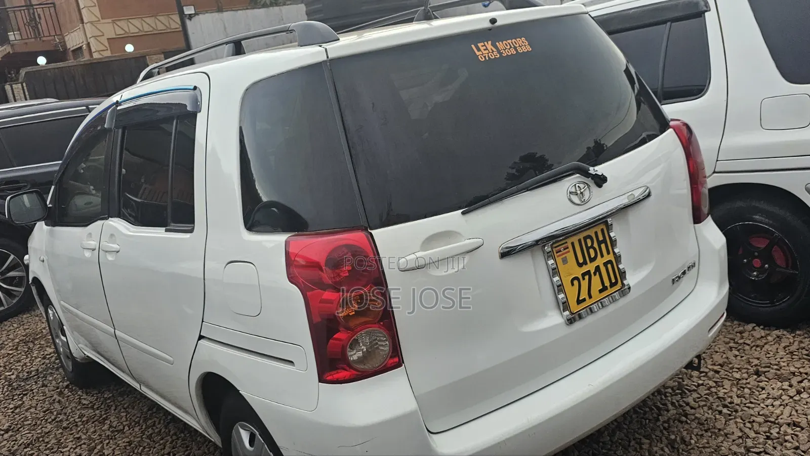 Toyota Raum 2006 White