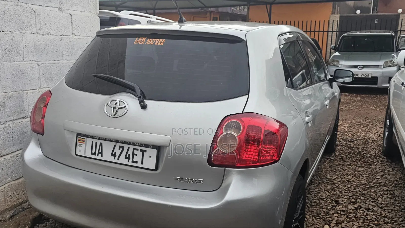 Toyota Auris 2009 Silver