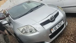 Toyota Auris 2009 Silver