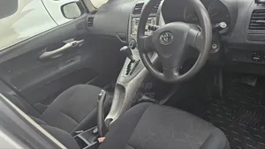 Toyota Auris 2009 Silver