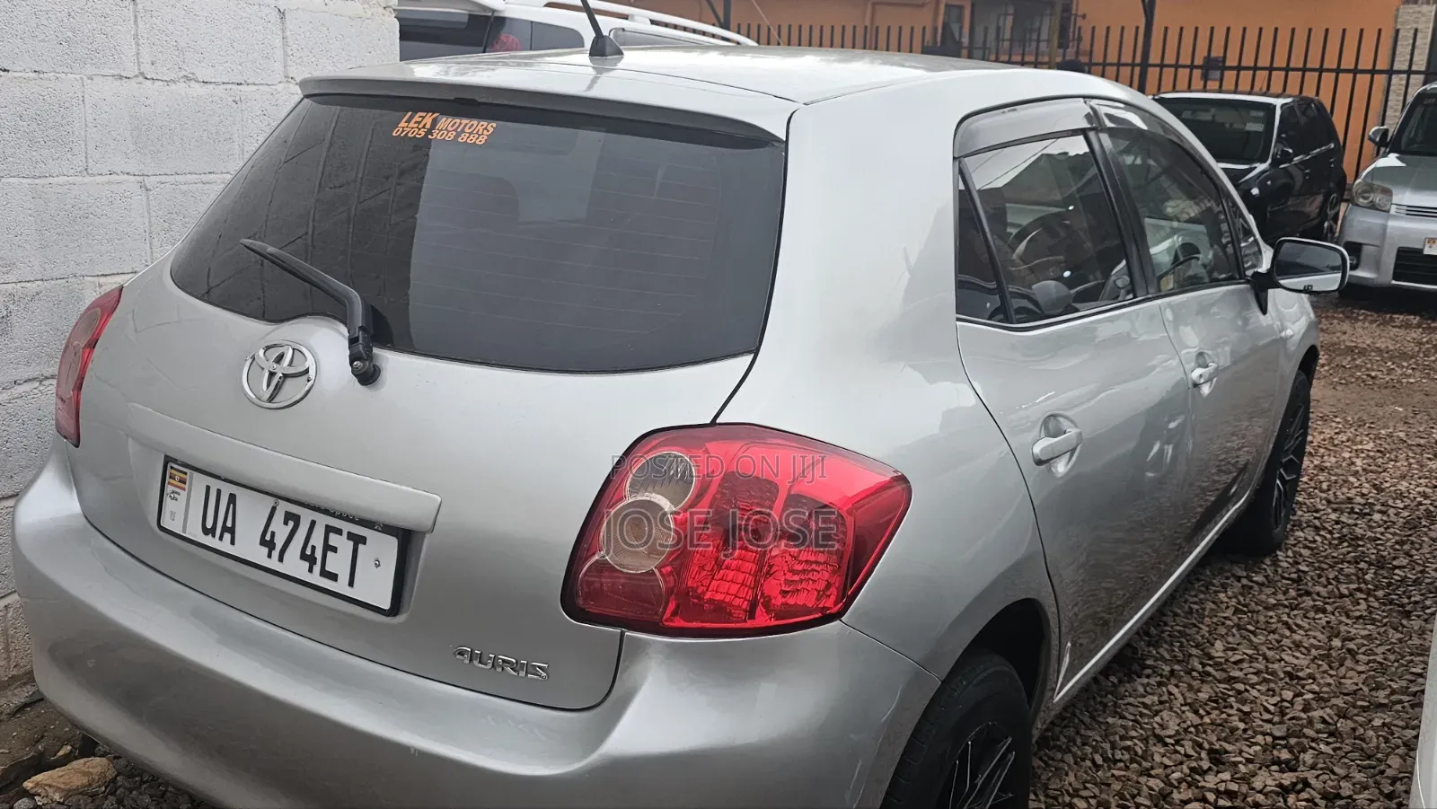 Toyota Auris 2009 Silver