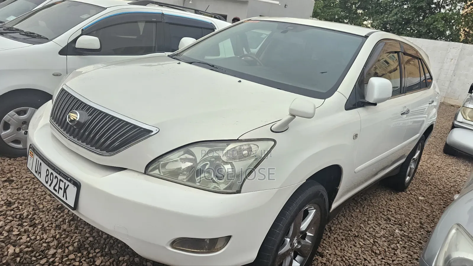 Toyota Harrier 2.4 2010 White