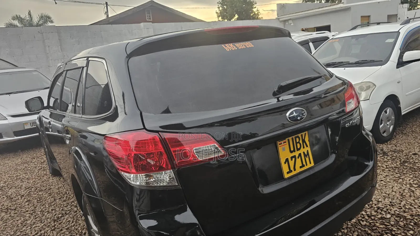 Subaru Outback 2011 Black