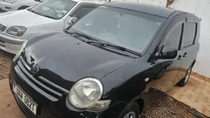 Toyota Sienta 2006 Black