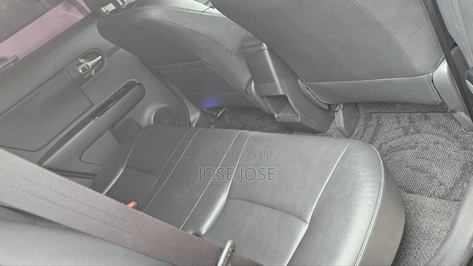 Toyota Corolla Rumion 2011 Black