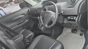 Toyota Corolla Rumion 2011 Black