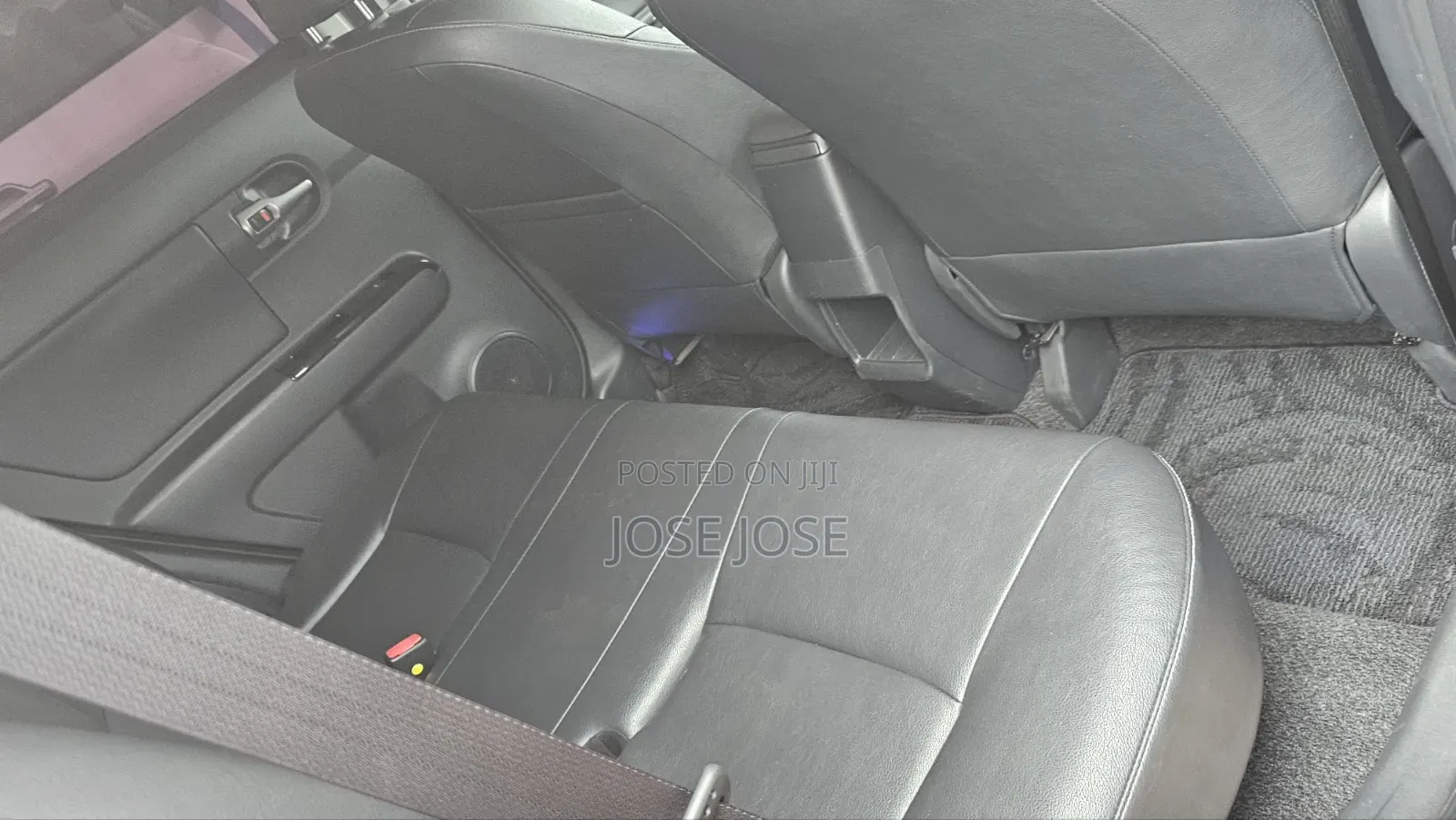 Toyota Corolla Rumion 2011 Black