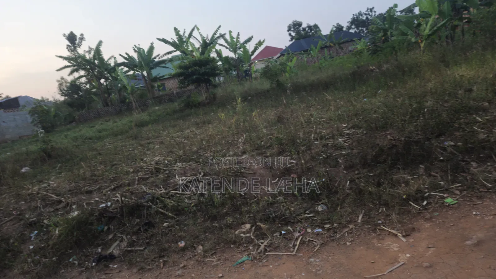Land Kiwenda Town, Gayaza. Well Developed.
